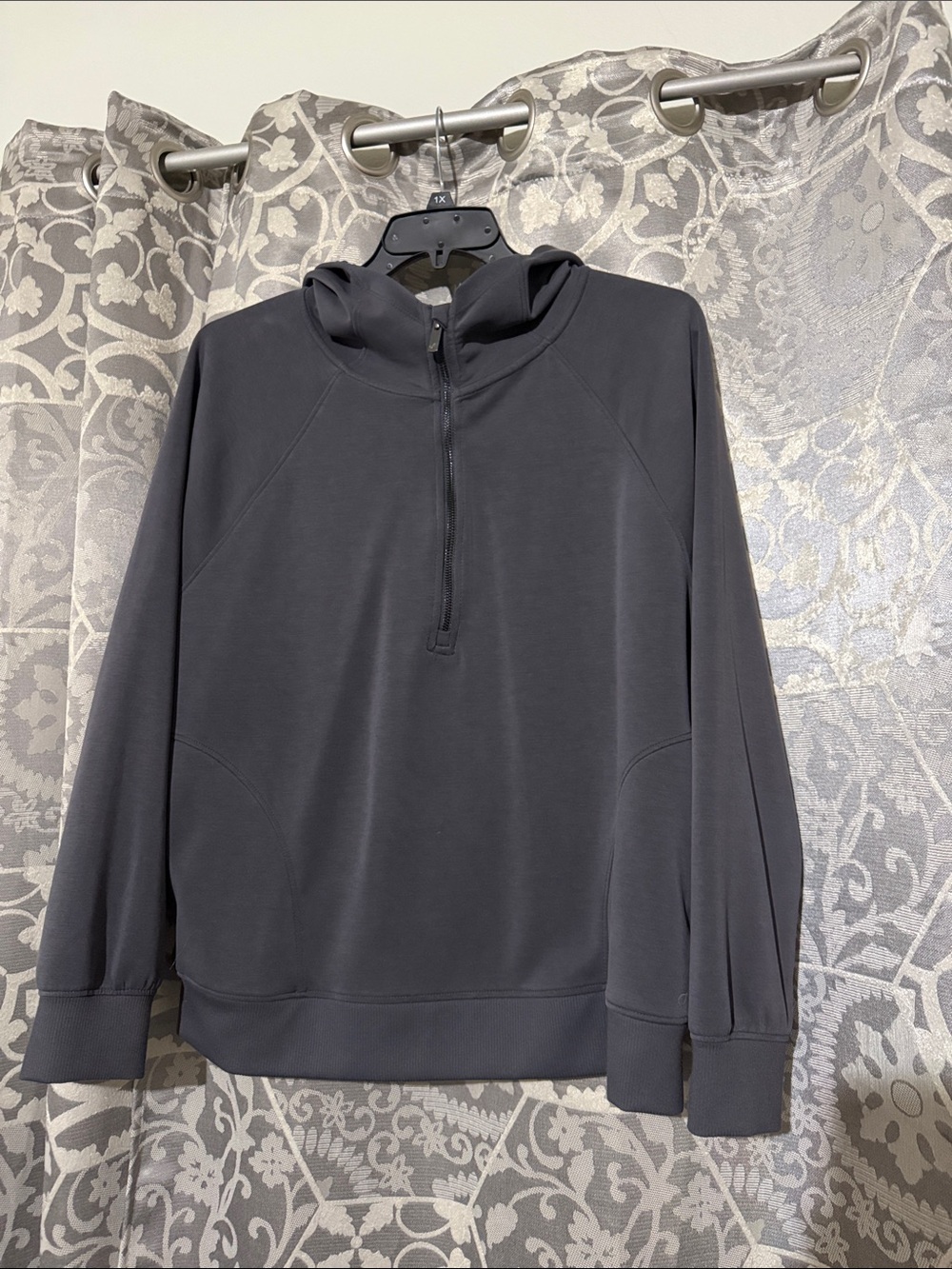 Women’s Gray Pullover Hoodie Quarter-Zip Sweatshirt